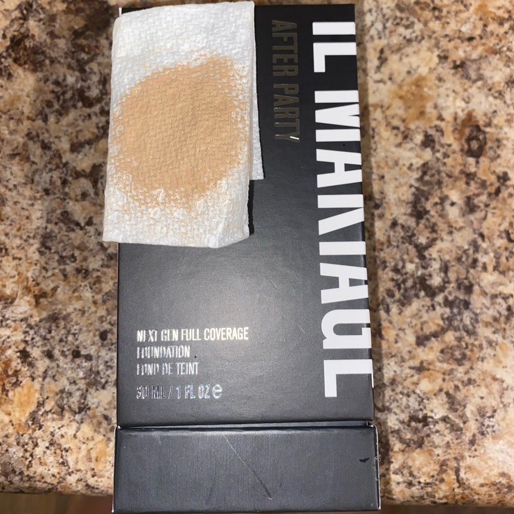 IL MAKIAGE NEXT GEN Full Coverage Foundation